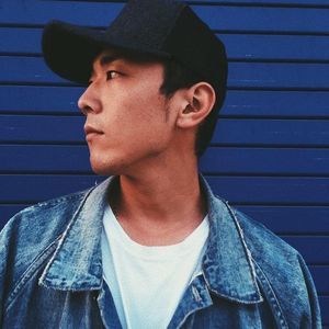 Meet your Posher, Aki